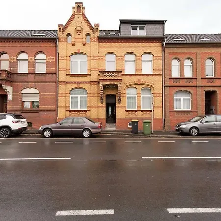 Nizza Chillinghouse #1, 3 Min Vom Ice, Netflix, Balkon