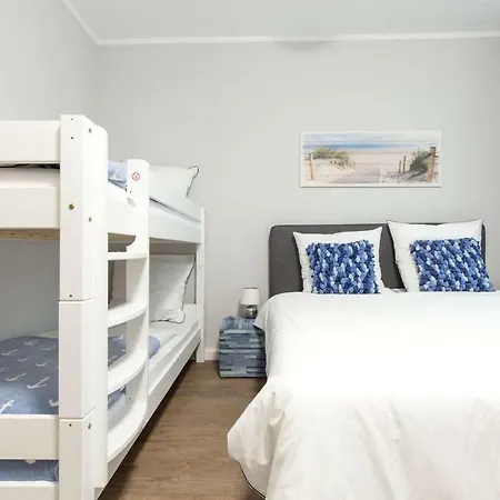 Nizza Chillinghouse #1, 3 Min Vom Ice, Netflix, Balkon * Siegburg