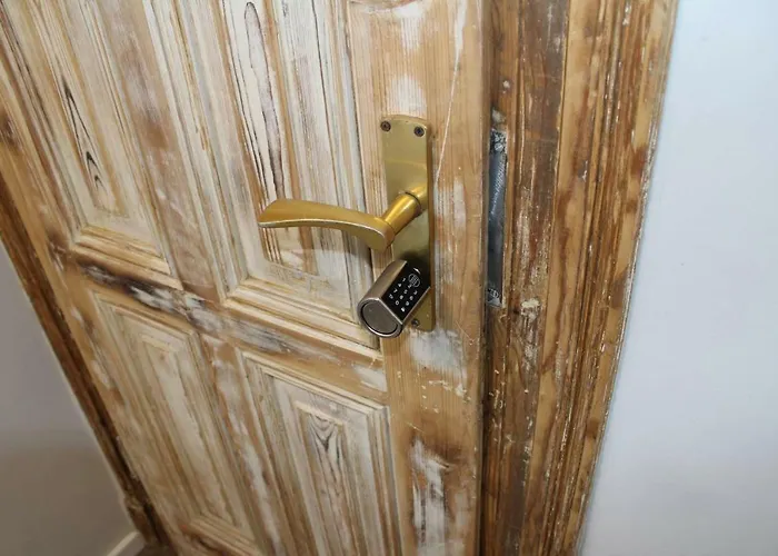 Nizza Chillinghouse #1, 3 Min Vom Ice, Netflix, Balkon Διαμέρισμα *